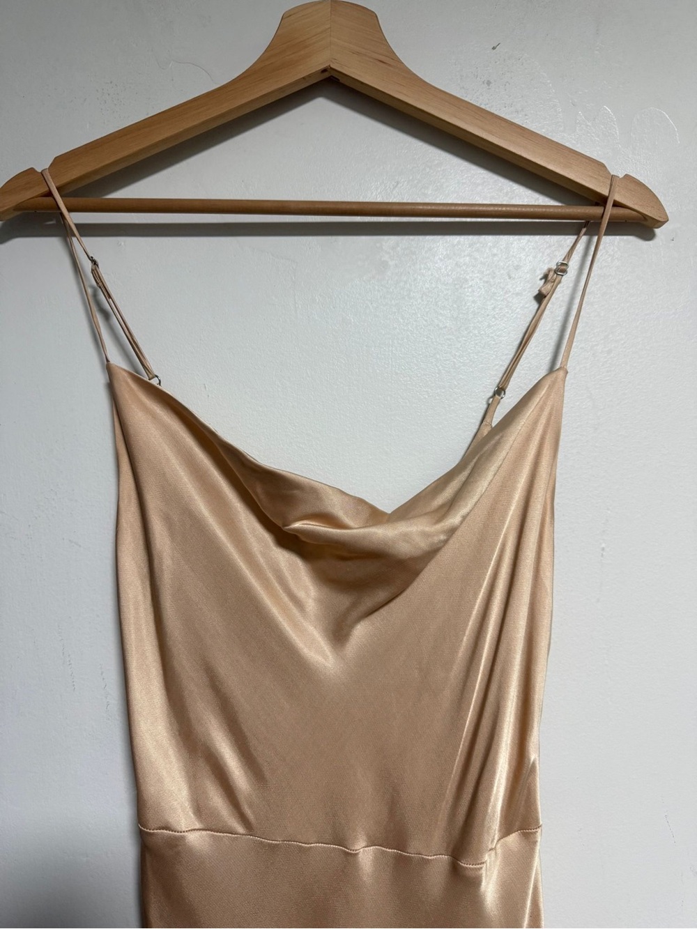 Park & Fifth Champagne Satin Cowl Neck Maxi Dress XS - Picture 8 of 9